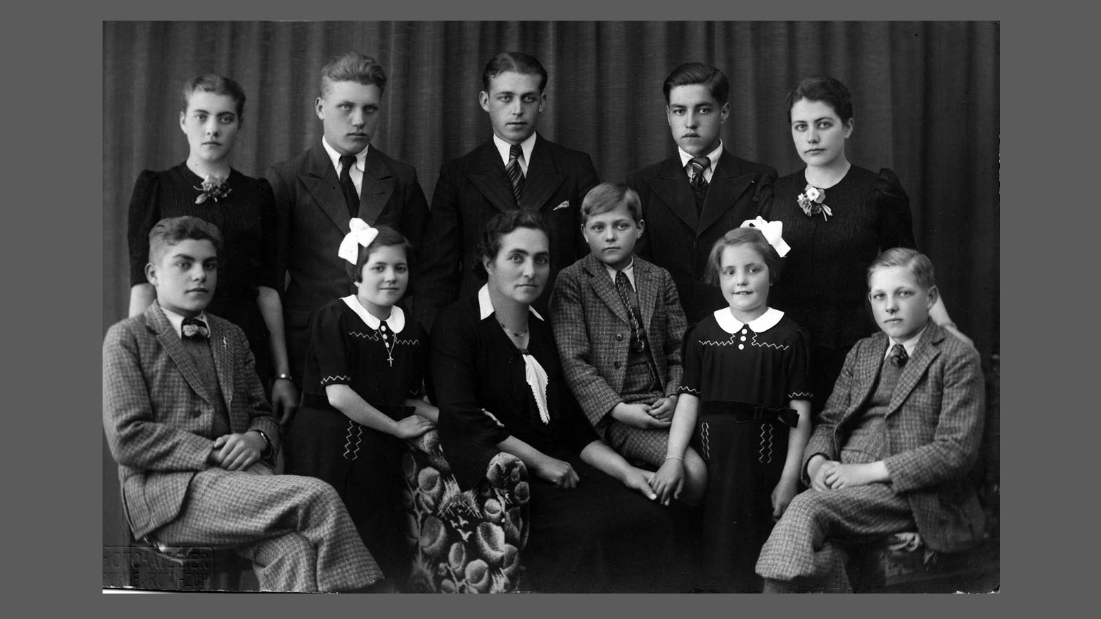 family-1934-pano.jpg